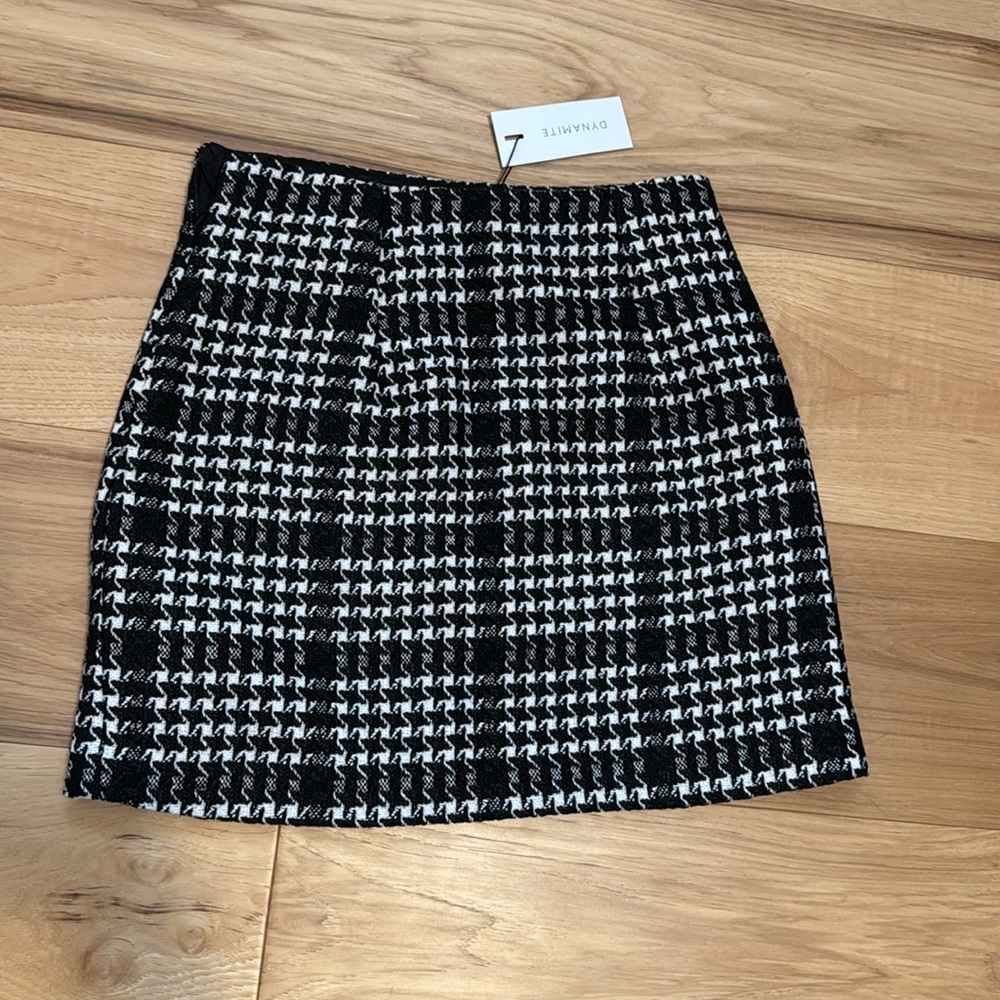 NWT Daphne Houndstooth Mini Skirt - Picture 7 of 8